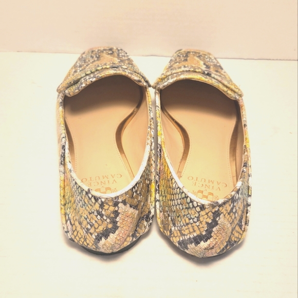 NWOT VINCE CAMUTO VC Landerla Snake Loafers - Picture 7 of 15